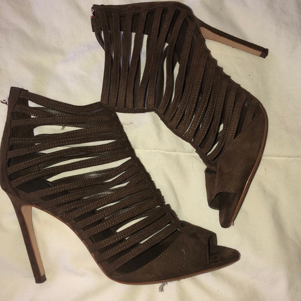 SHOES/BOOTS▫️ Zara Strappy Heels